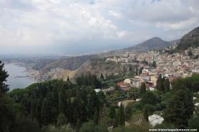 RED_Vista_da_cidade_de_Taormina