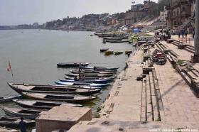 RED_002_Ghats_em_Varanasi