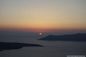 RED_012_Pôr_do_sol_em_Fira_(Santorini)