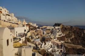 RED_010_Pessoas_esperando_o_pôr_do_sol_em_Oia_(Santorini)