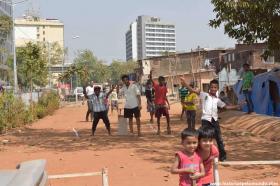 RED_005_Pela_favela_de_Mumbai