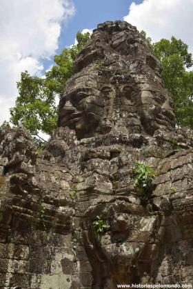 RED_006_Bayon_Temple