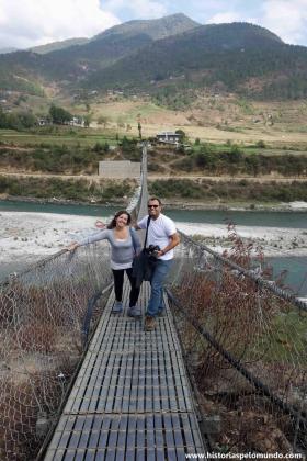 RED_013__Ponte_Suspensa_em_Punakha