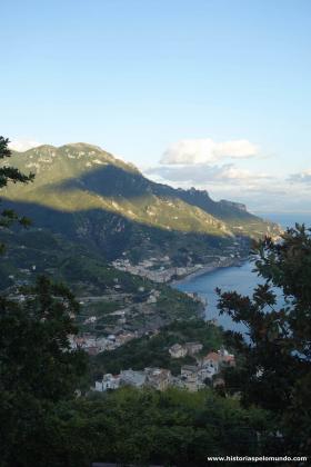 RED_Ravello_,_Vila_Rufolo_ok