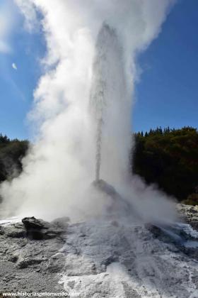 RED_002_Waiotapu_gêiser