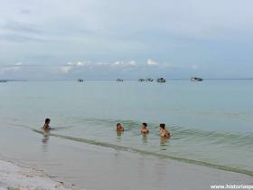 RED_008_Coconut_beach_em_Koh_Rong