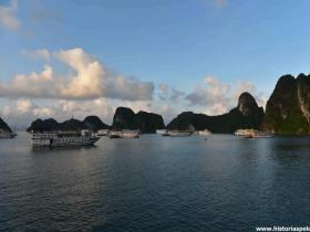 RED_011_Barcos_em_Halong_Bay